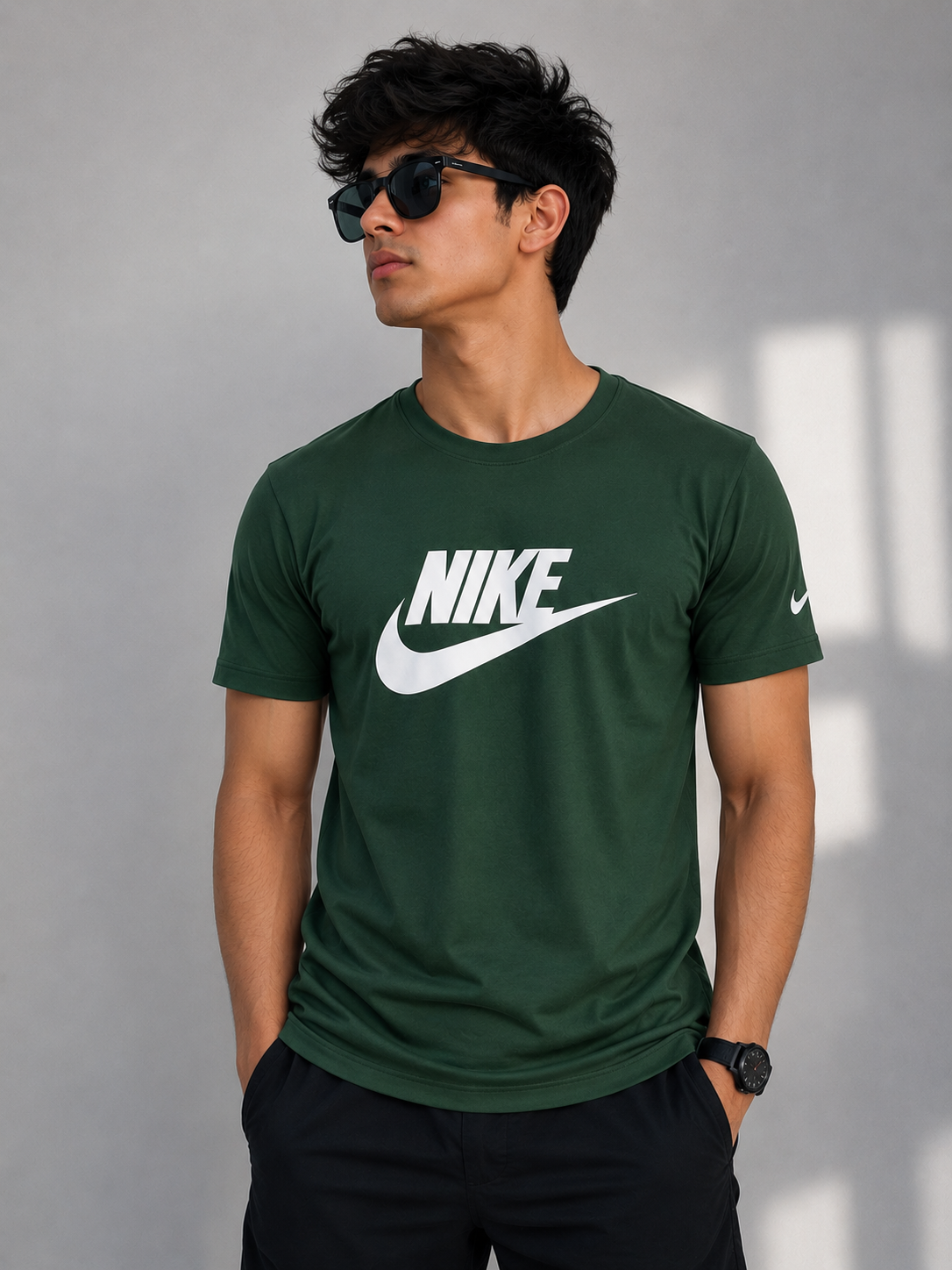 Nike Men's Cotton Regular Fit T-Shirt - Image 3